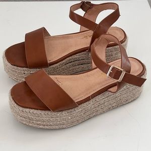 Lulus Espadrille Sandals Tan -- Size 5.5